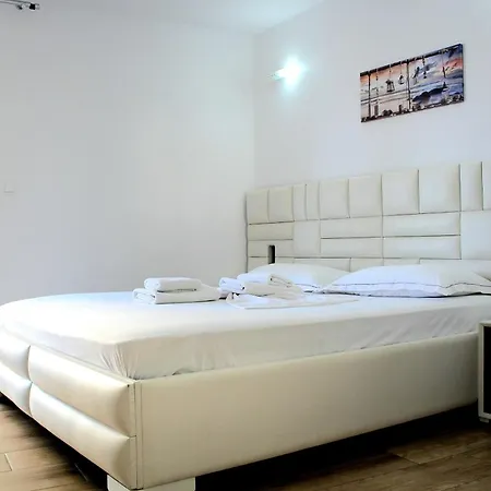 Hotel Fori's *