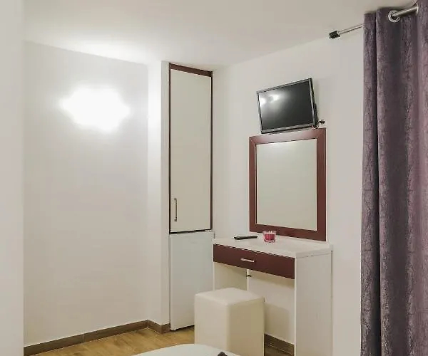 Fori's Hotel Himara